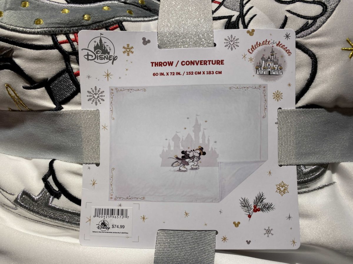 disney-parks-xmas-merch-oct-21_29