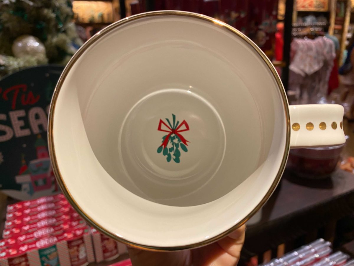 disney-parks-xmas-merch-oct-21_4