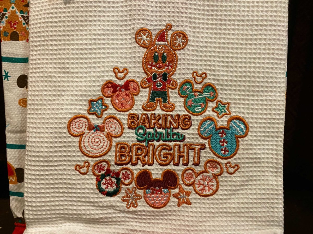 disney-parks-xmas-merch-oct-21_60