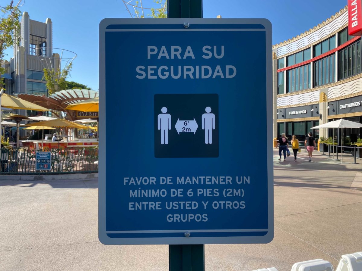 dl-spanish-health-and-safety-signage_3-2273910
