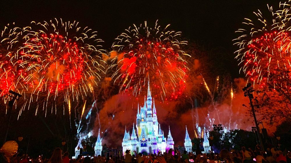 fantasy in the sky new year's eve magic kingdom cinderella castle fireworks