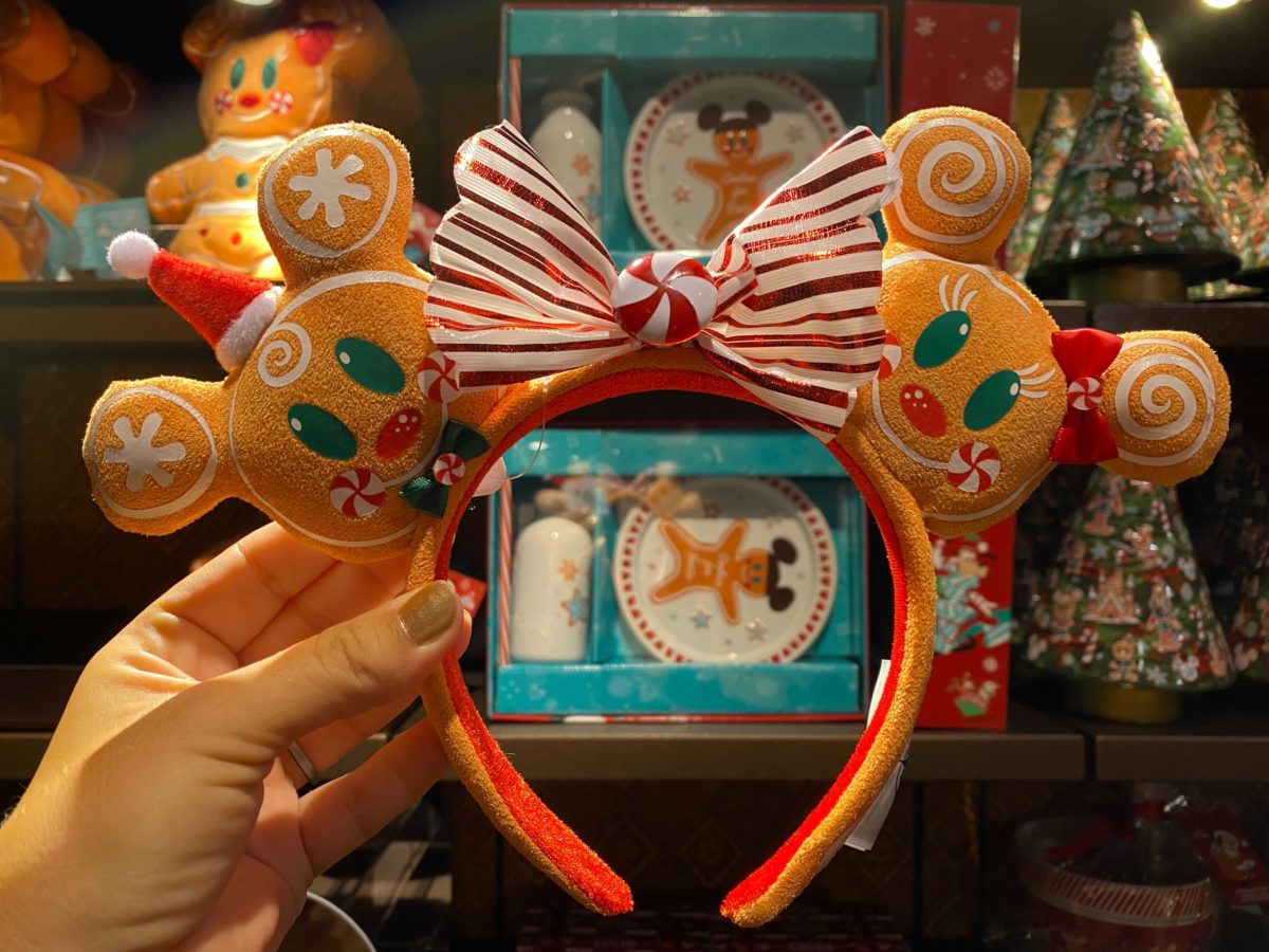 gingerbread minnie and mickey plush