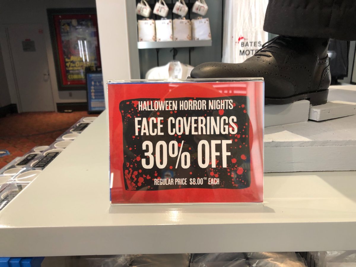 halloween-horror-nights-face-mask-sale-3