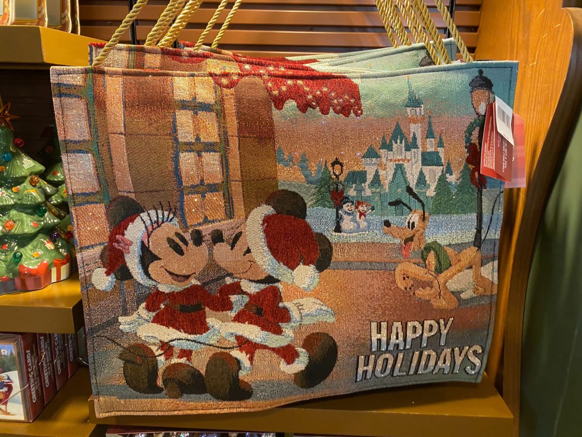 holiday-tapestry-3