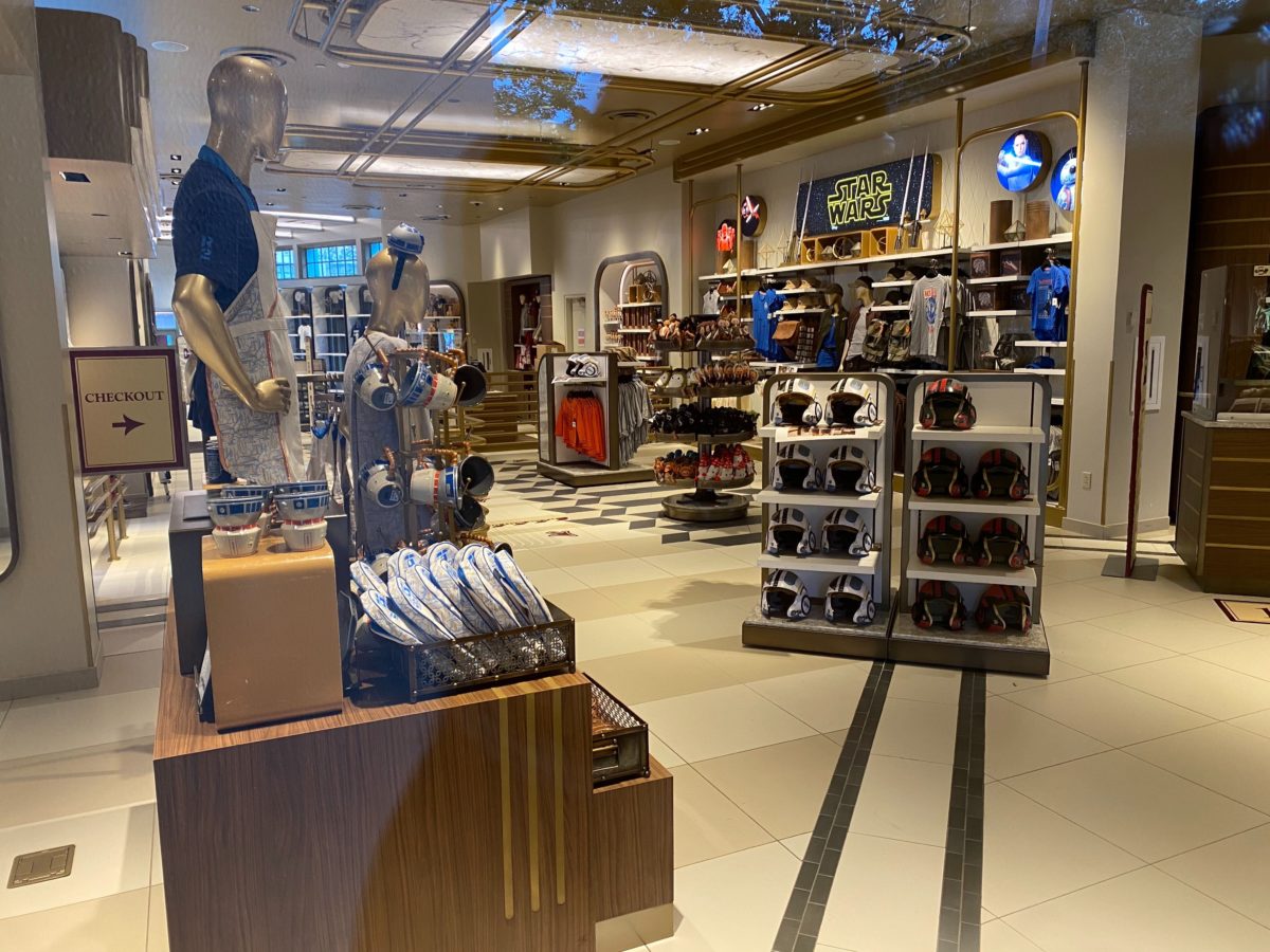 keystone-clothiers-prepares-to-reopen-disneys-hollywood-studios-4