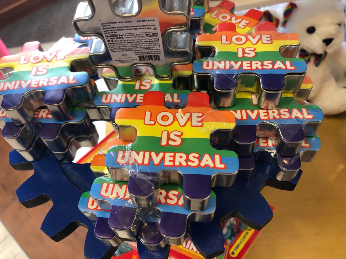 love-is-universal-pride-candy-san-francisco-candy-co-universal-studios-florida-4
