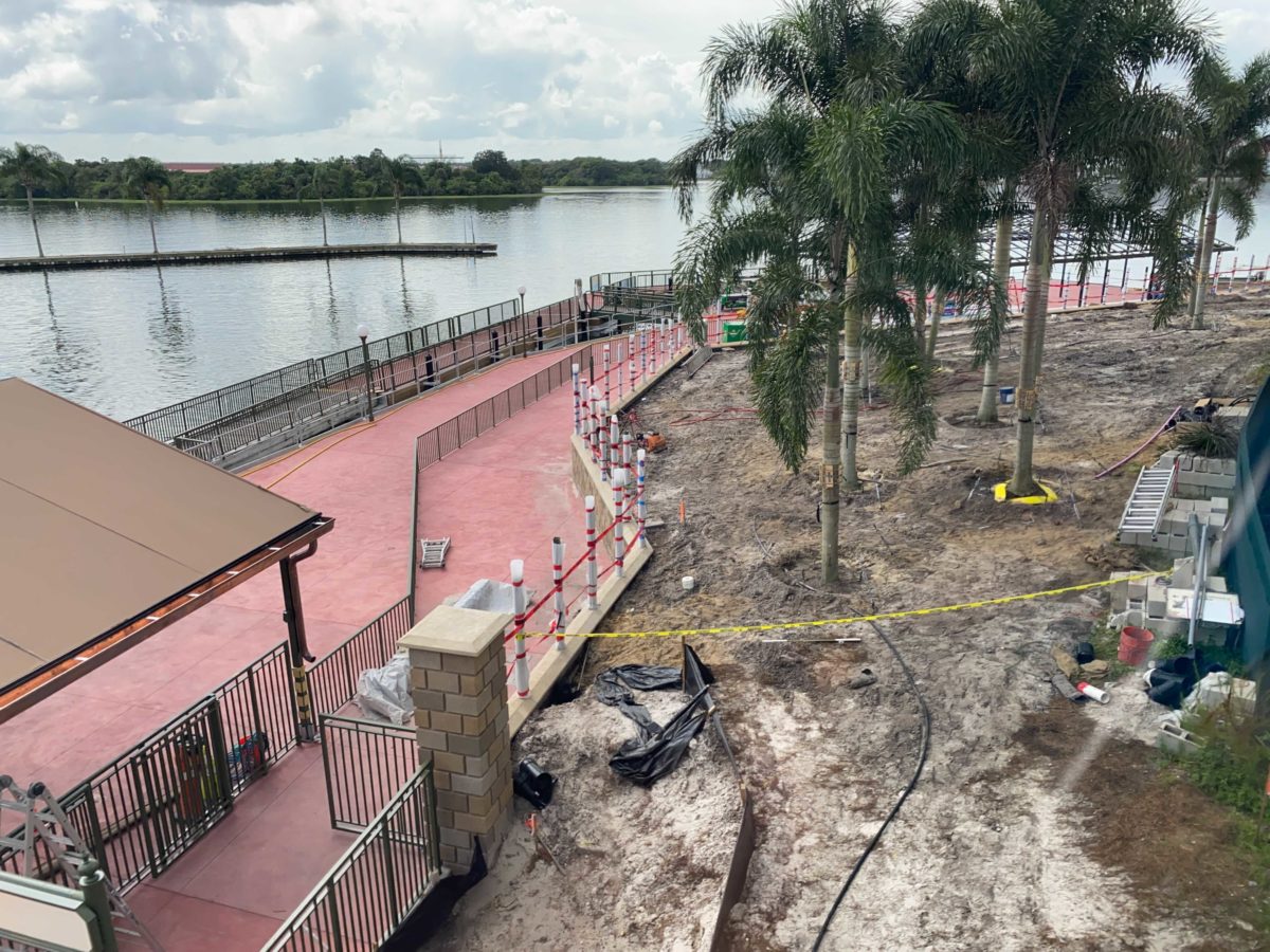 magic-kingdom-dock-construction-october-7-2020-11