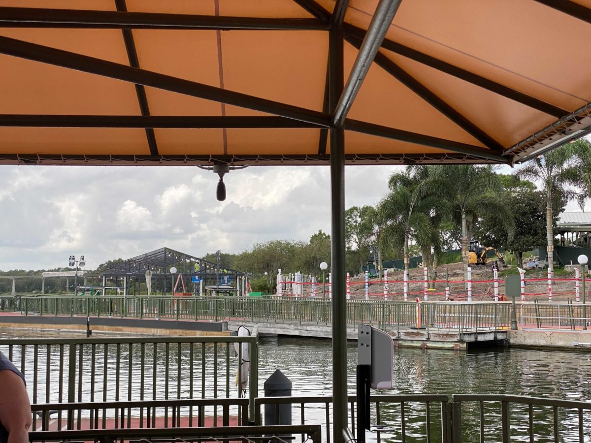 magic-kingdom-dock-construction-october-7-2020-2