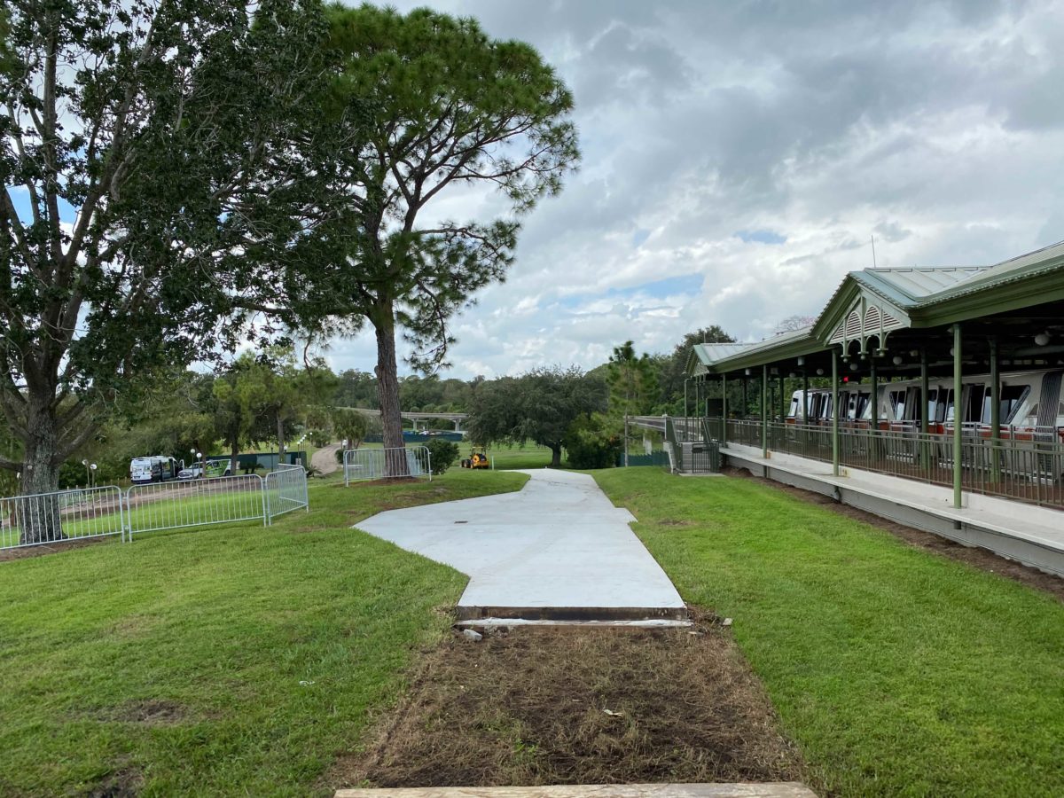 magic-kingdom-dock-construction-october-7-2020-7