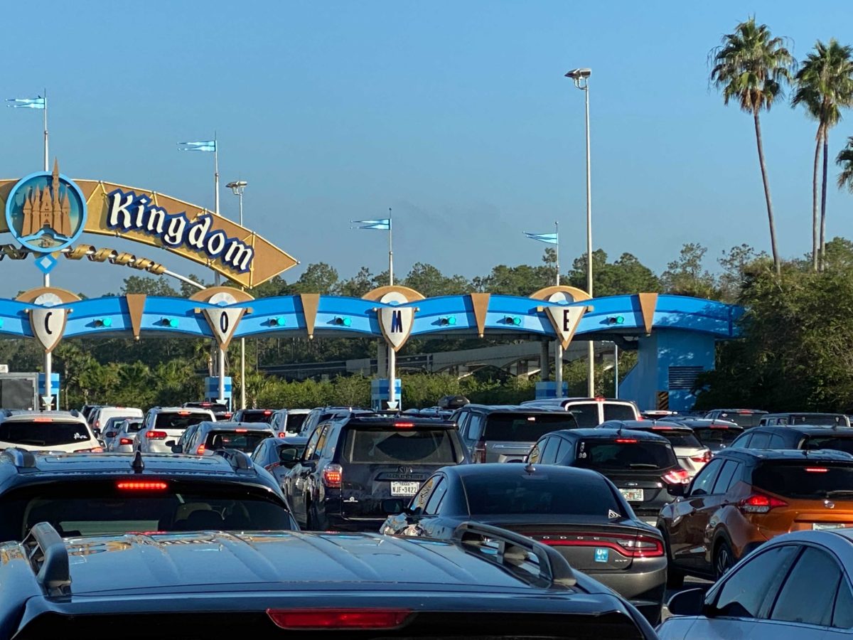 magic-kingdom-toll-plaza-10-08-10