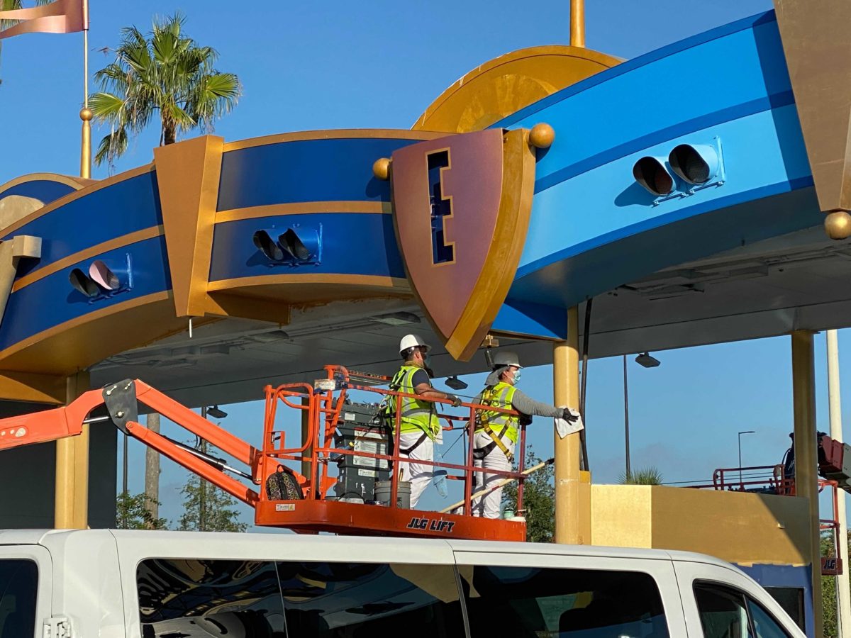 magic-kingdom-toll-plaza-10-08-14