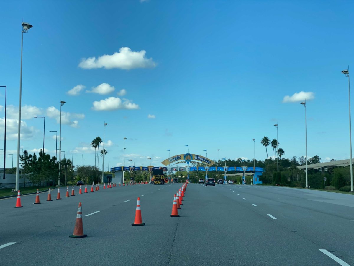 magic-kingdom-toll-plaza-10-13-34