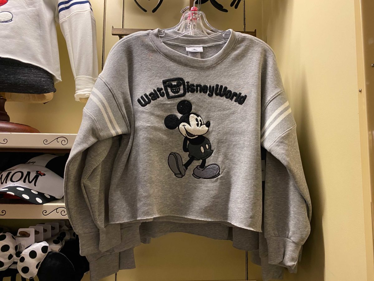 mickey mouse pullover sweatshirt