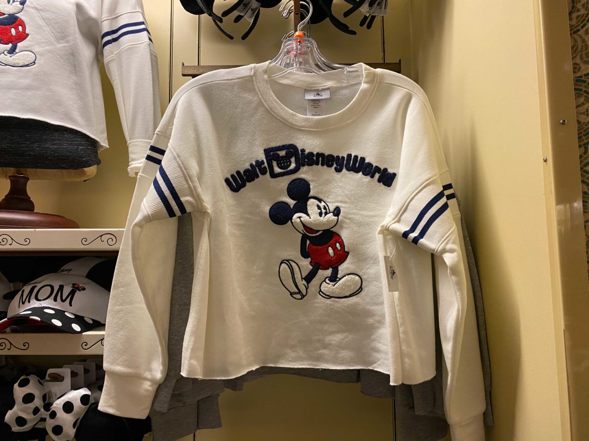 mickey mouse sweatshirt amazon