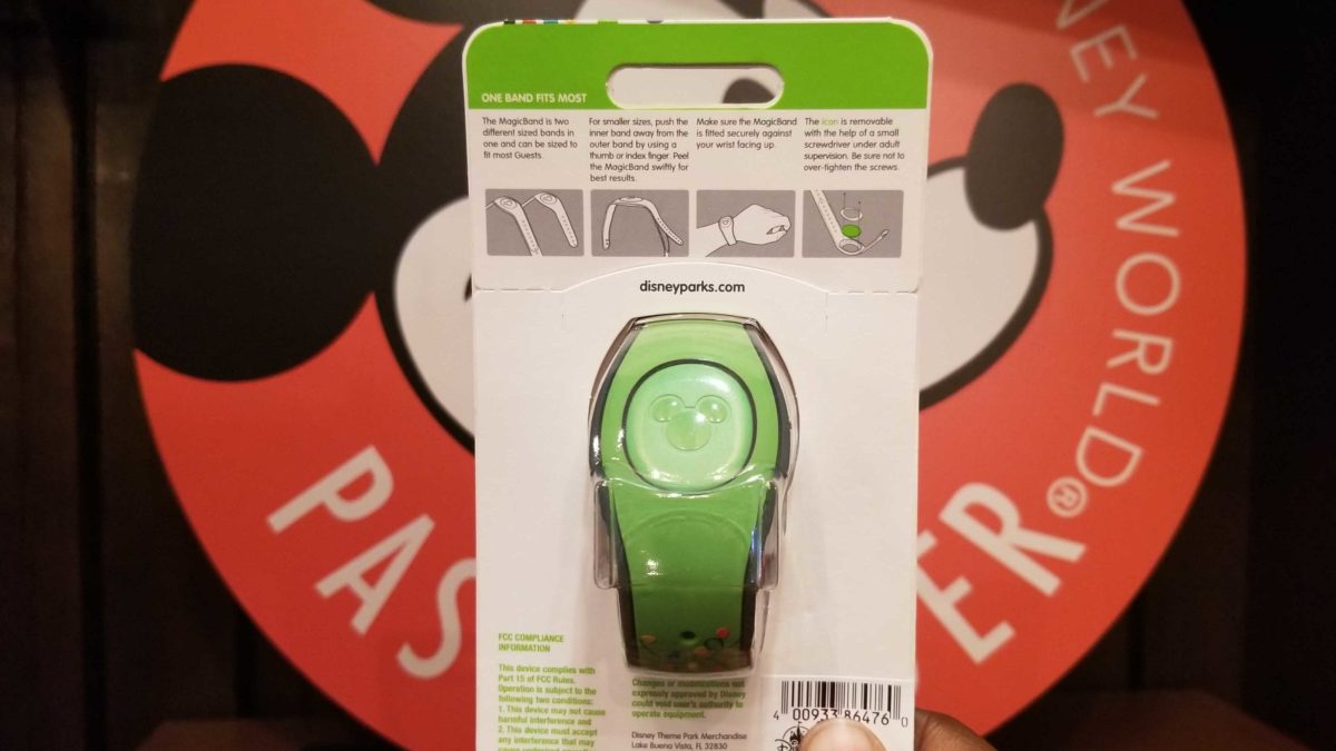 passholder-christmas-magicband-2