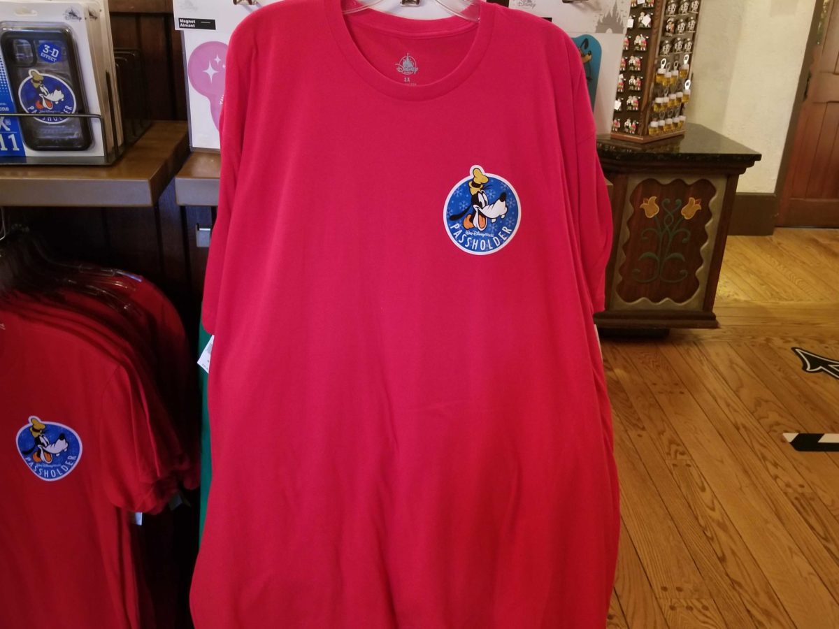 disney passholder shirts