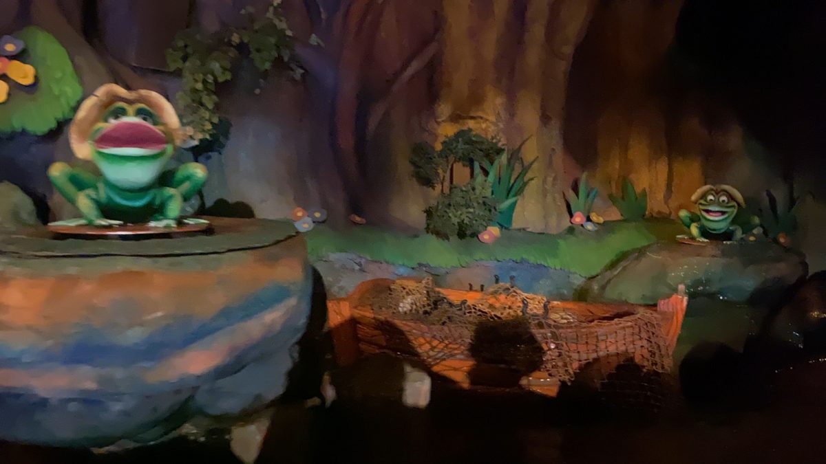 splash-mountain-glitches-12