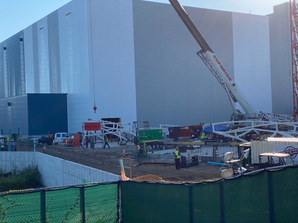 tron-lightcycle-run-construction-magic-kingdom-october-15-2020-17