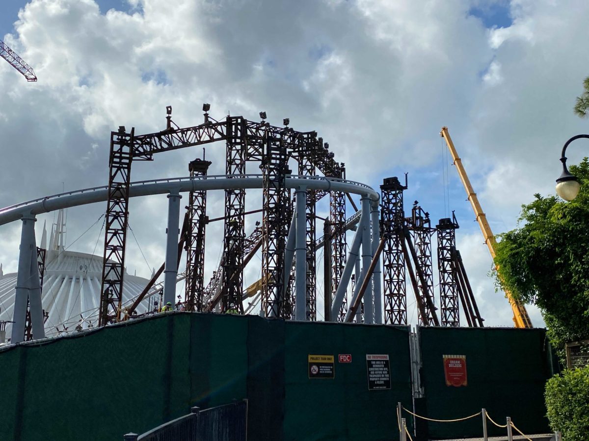 tron-lightcycle-run-construction-magic-kingdom-october-7-2020-31