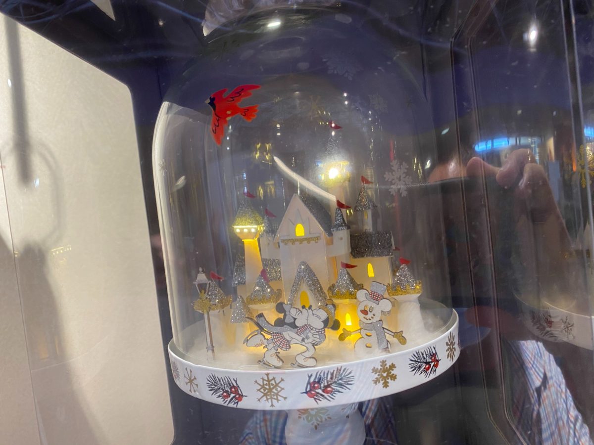 wdw-christmas-2020-merch-139