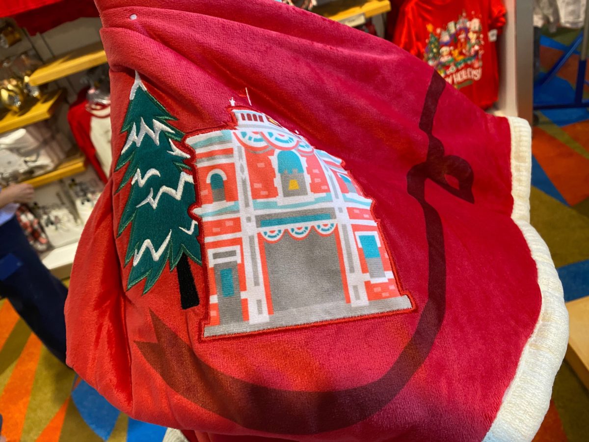 wdw-christmas-2020-merch-170