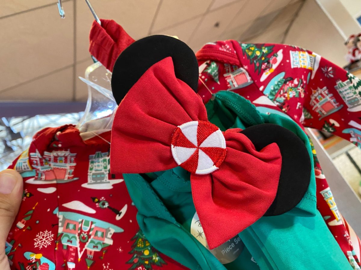 wdw-christmas-2020-merch-189
