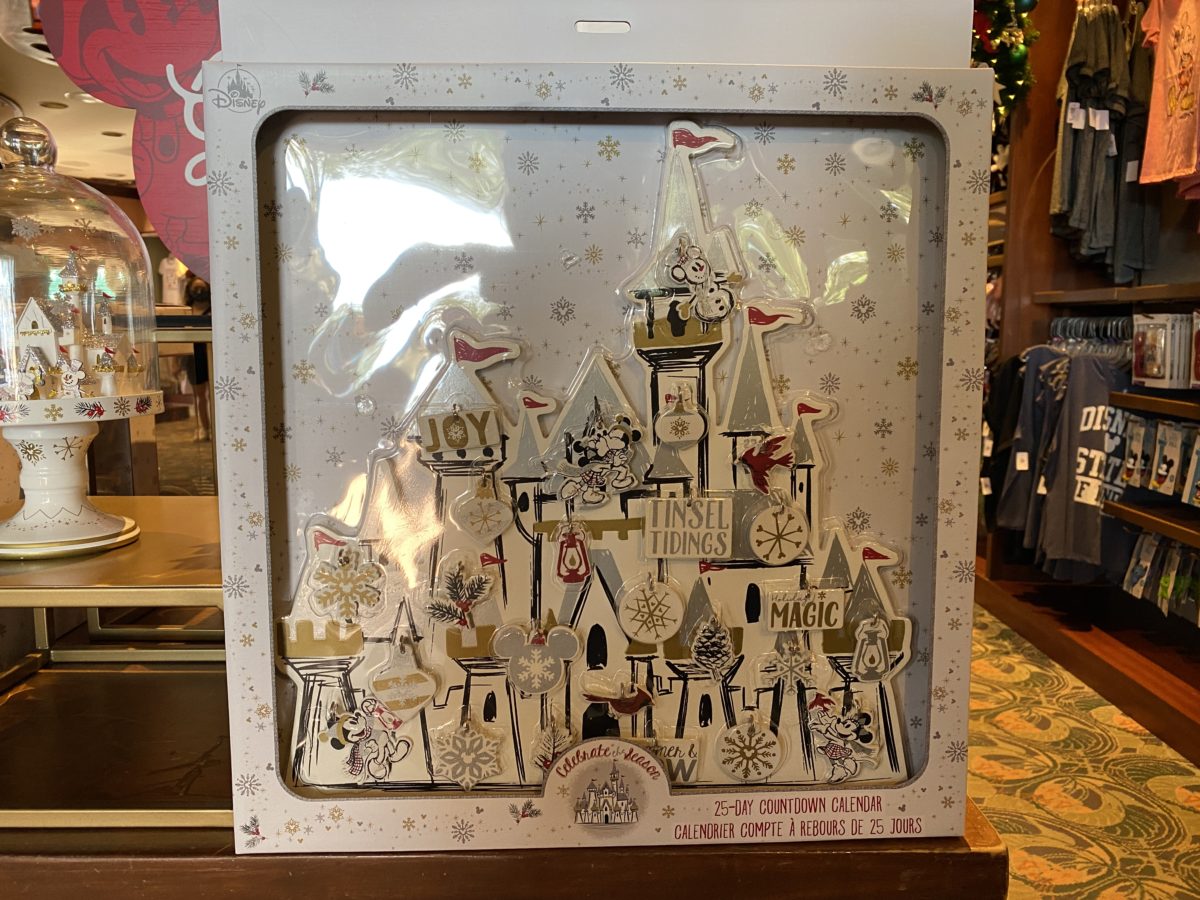 25-day-countdown-calendar-white-christmas-epcot-11262020-2285213