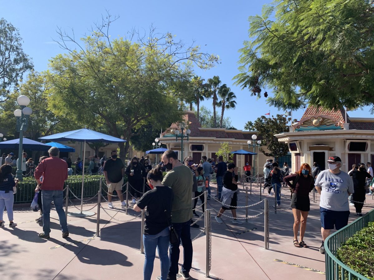 Backlot Premiere Shop Queue 1