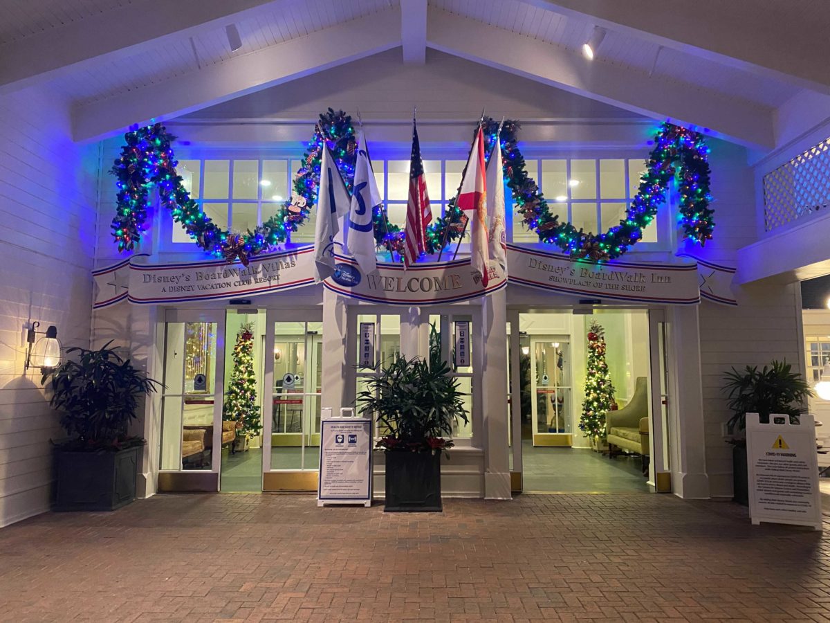 boardwalk-christmas-decorations-20201-3402518