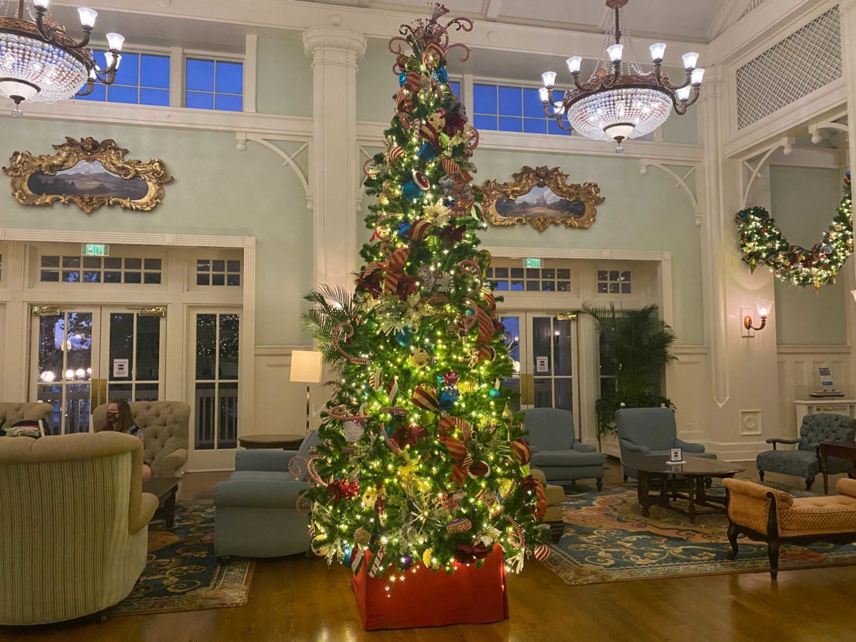 boardwalk-christmas-decorations-20206-7338346