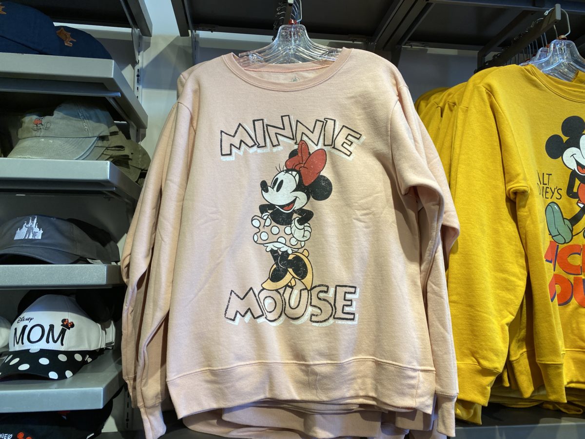 classic-sweatshirts-minnie-mouse-pink-epcot-11042020-1409046