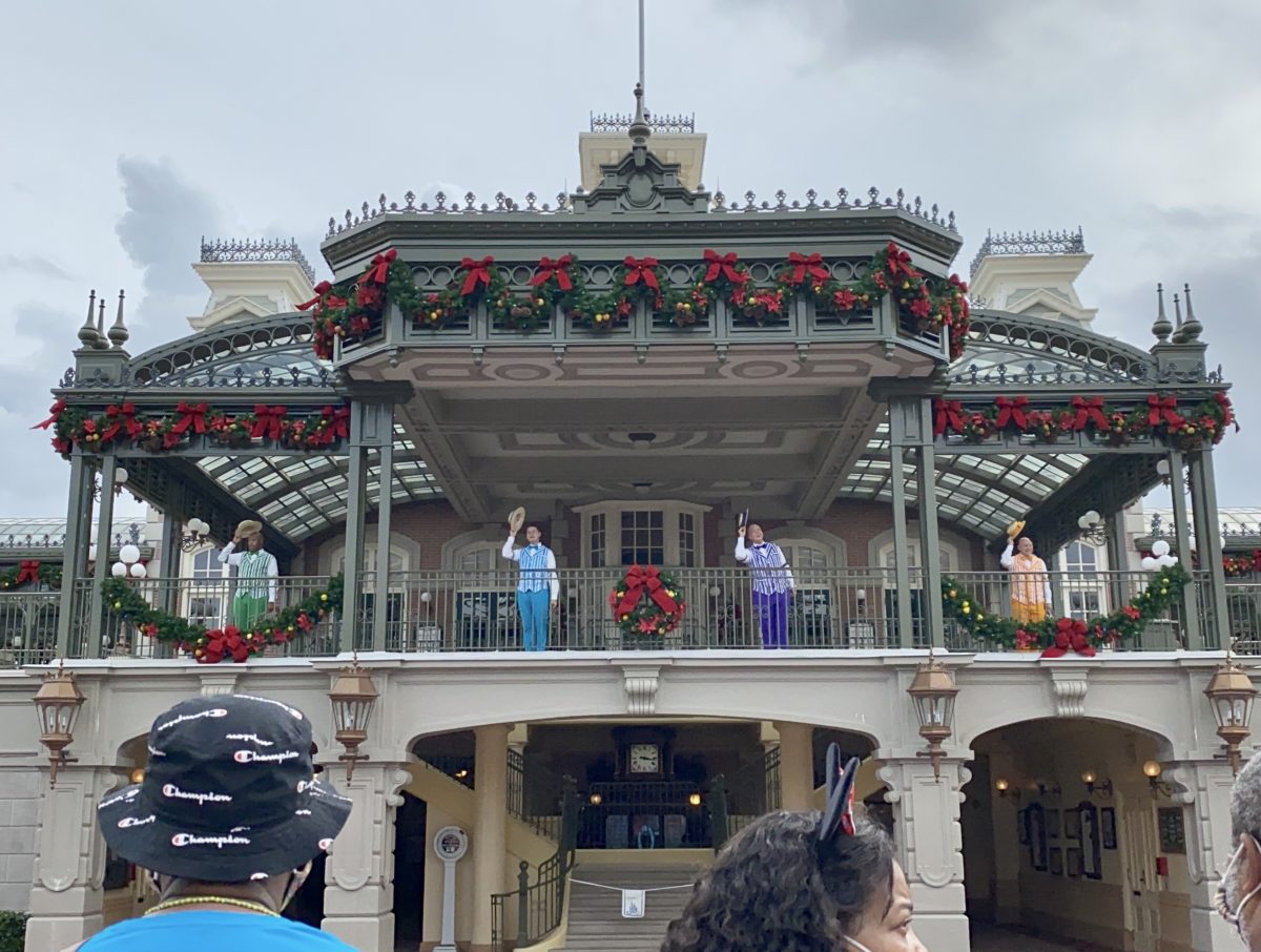 dapper-dans-return-classic-material-magic-kingdom-11012020-2961537