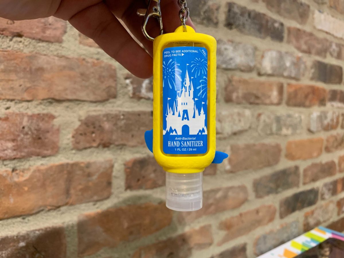 donald-keychain-back