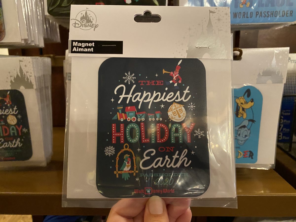 happiest-holiday-on-earth-passholder-magnet-epcot-11112020-7148232