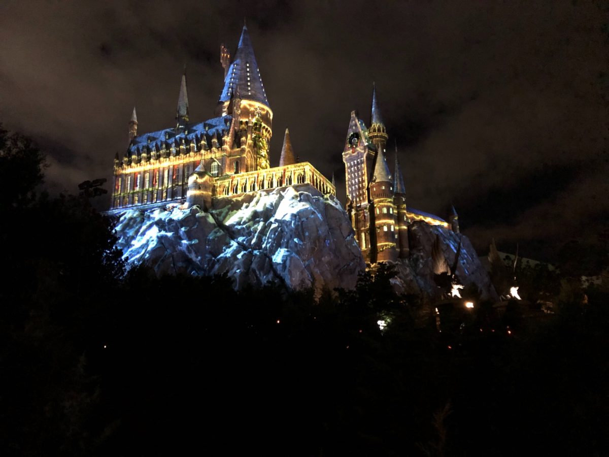 hogwarts-lit-up-5-5799681