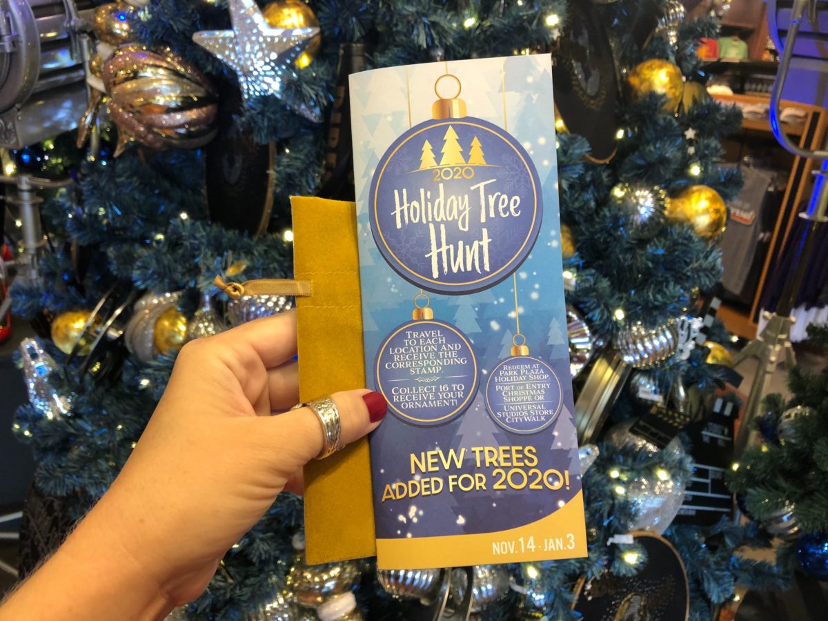 holiday-tree-hunt-map-ornament-shrek-universal_5