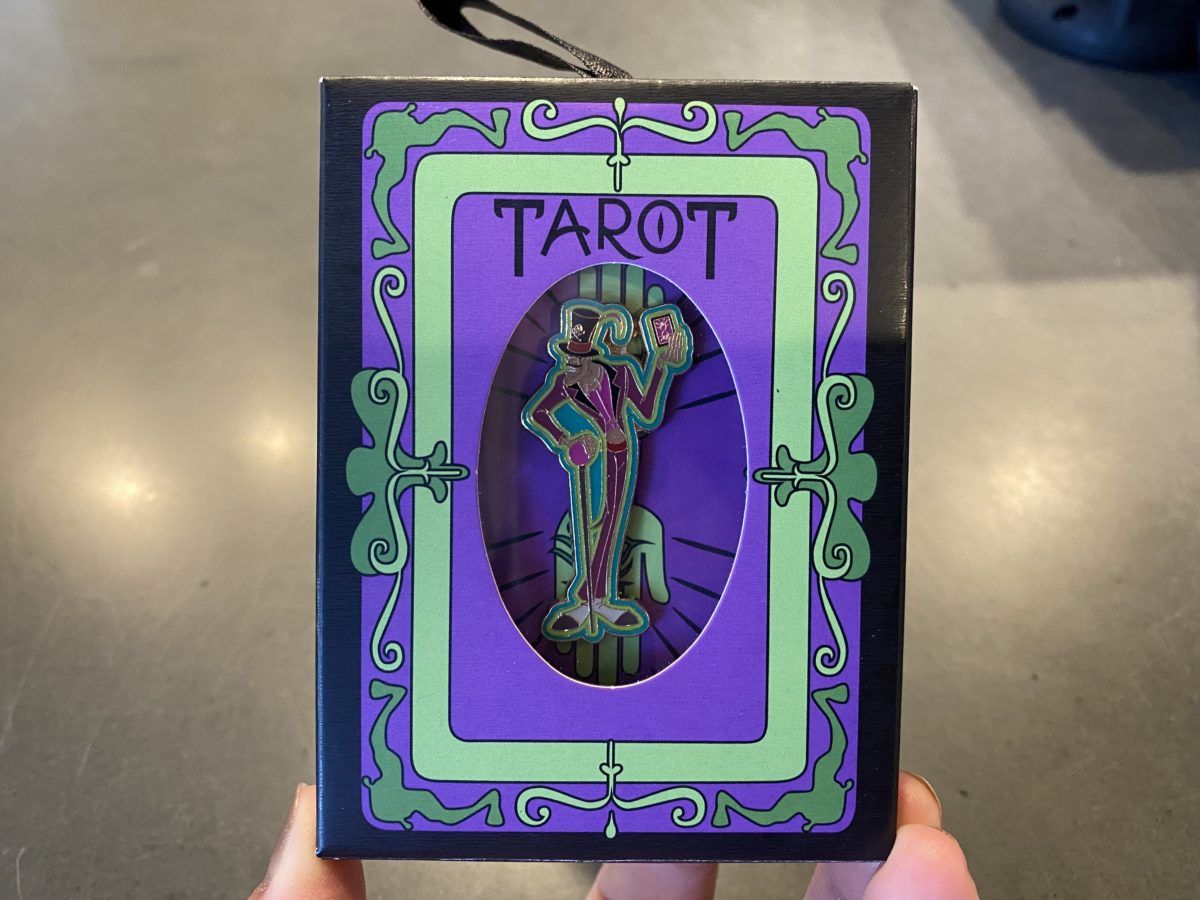 limited-release-holiday-gifting-pin-dr-facilier-epcot-11182020-8091998