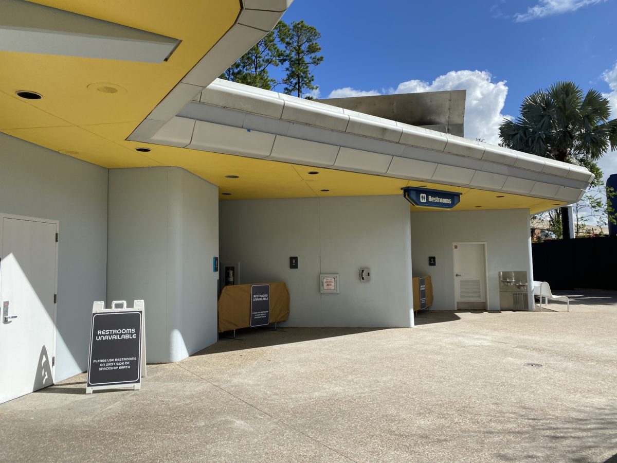 main-entrance-east-restrooms-construction-walls-down-removed-epcot-11202020-1743329