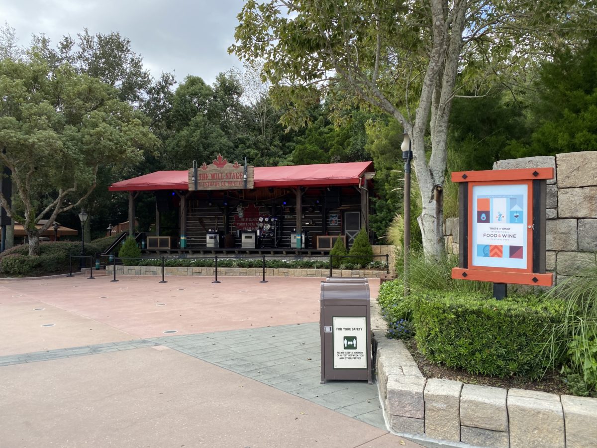 mill-stage-canada-pavilion-jammitors-epcot-11162020-9292975