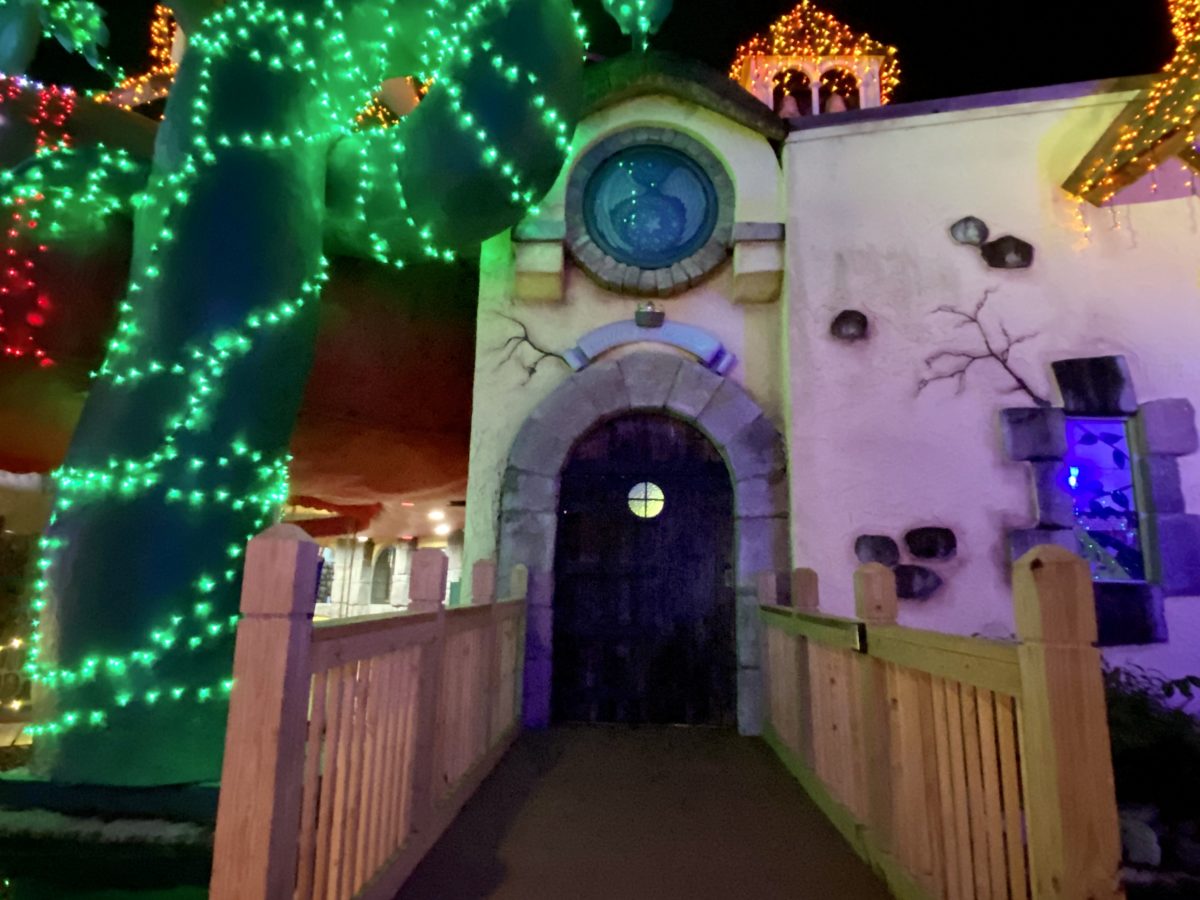 night-of-a-million-lights-give-kids-the-world-media-2020_30