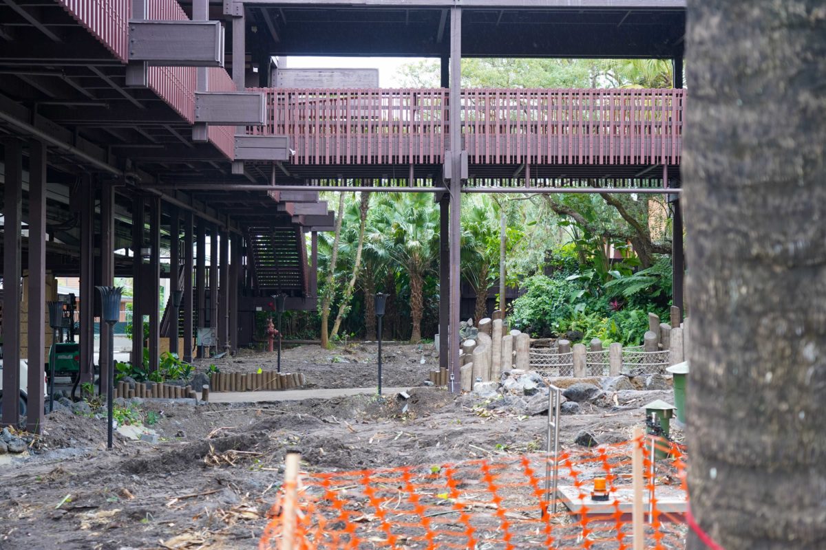 polynesian-village-resort-construction-13-6170615