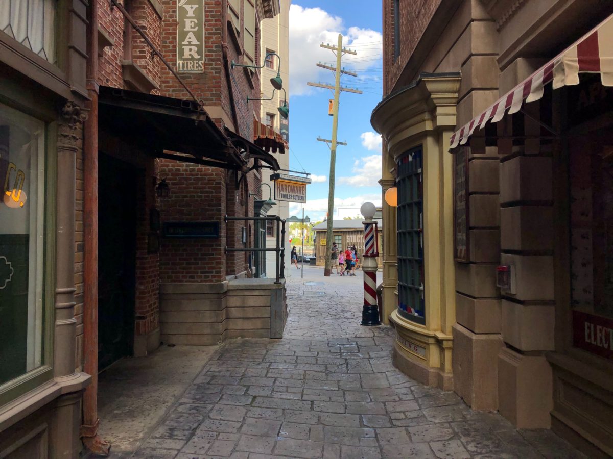 sting-alley-universal-studios-florida-new-york-backlot-6-2139717