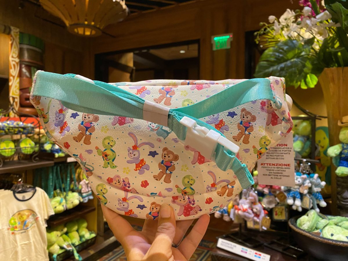 aulani-duffy-loungefly-fanny-pack-3