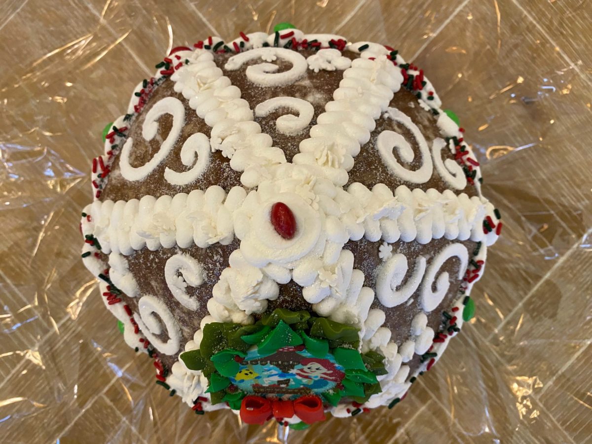 beach-club-gingerbread-carousel-15
