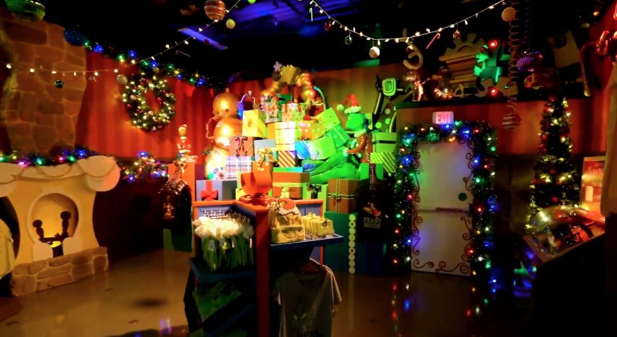 christmas-tribute-store-5