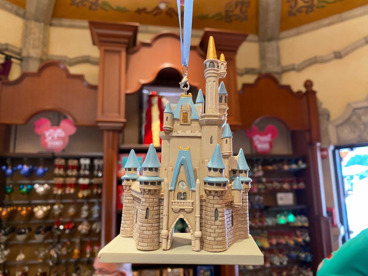 cinderella-castle-ornament-1