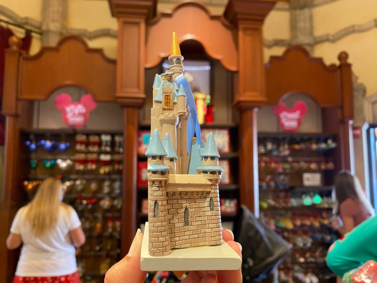 cinderella-castle-ornament-5