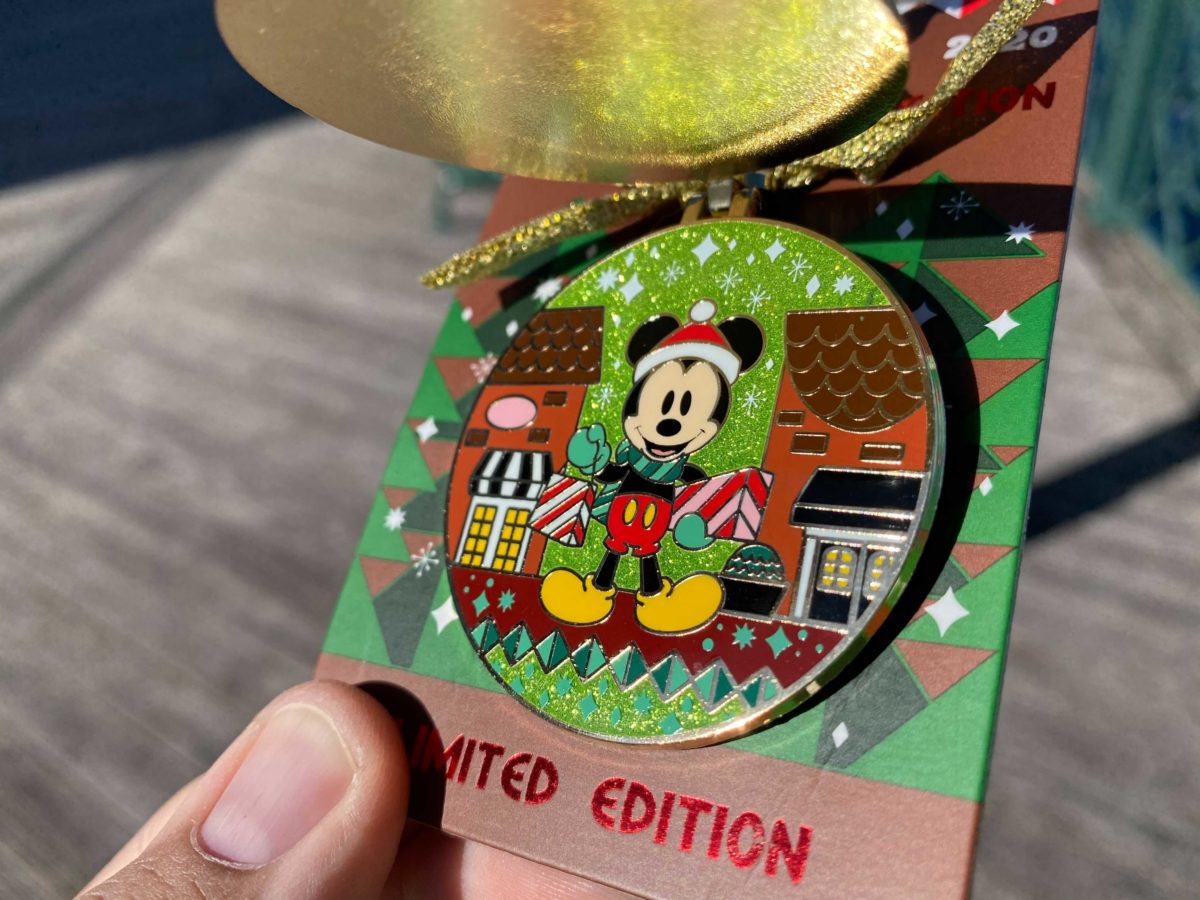 disneys-boardwalk-resort-gingerbread-ornament-pin-pins-7