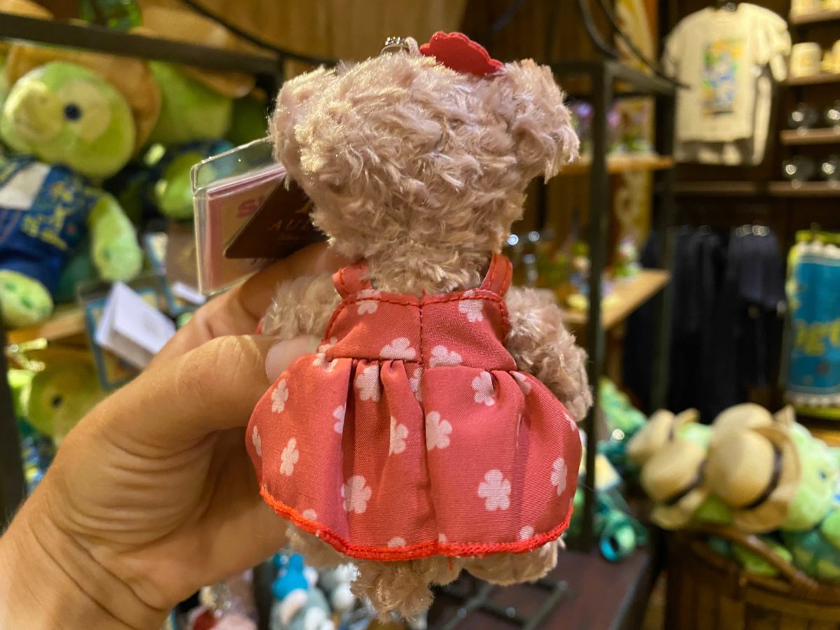 PHOTOS, VIDEO: New Duffy and Friends Merchandise Arrives from Aulani at ...