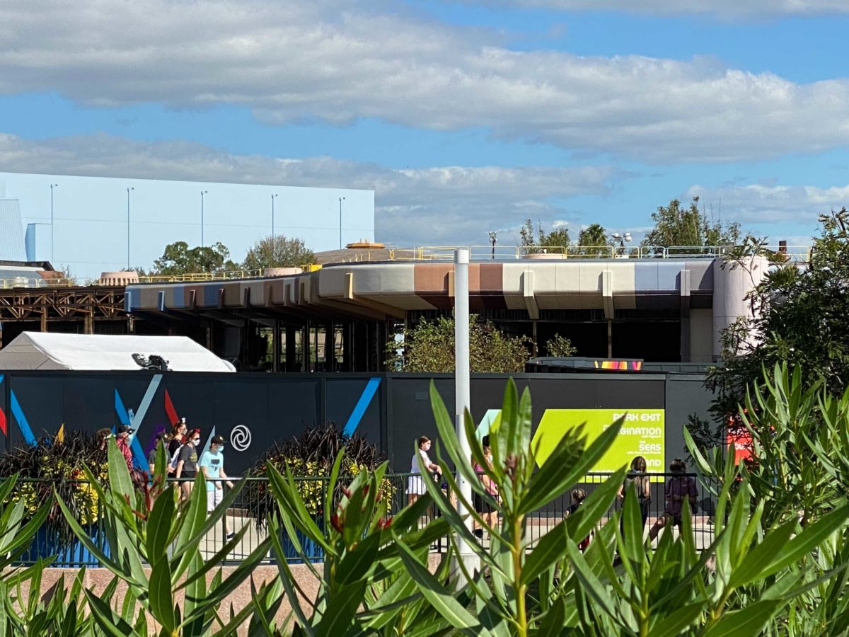 epcot-demolition-11-24-35